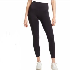 Spanx Leggings Look At Me Now Seamless Casual Classic Comfort Black Crop Small